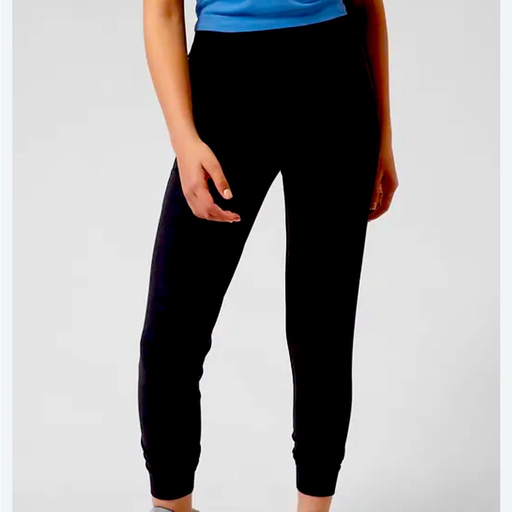 Athleta Girl Black Powervita Jogger XL(14) EUC
